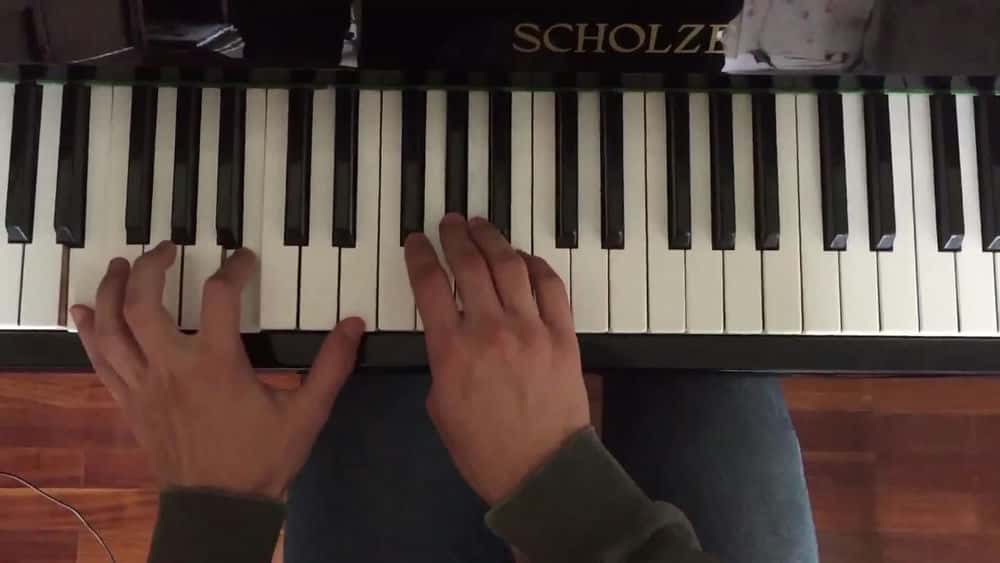 آموزش نواختن آهنگ در پیانو با هارمونی