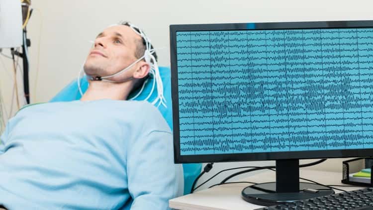 آموزش علوم اعصاب و روانشناسی: الکتروانسفالوگرافی (EEG)
