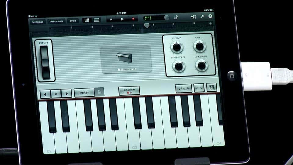 آموزش iPad Music Production: ورودی های MIC و MIDI را وارد می کند 