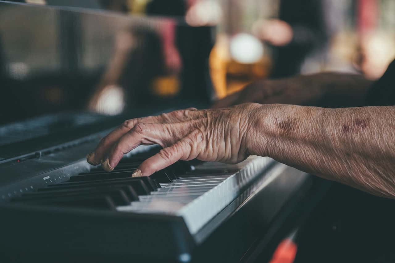 آموزش پیانو برای نوازندگان، خوانندگان و ترانه سراها