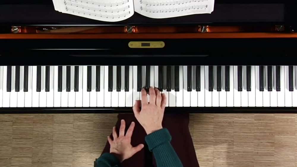 آموزش دروس پیانو: به خود یاد دهید که بازی کند 