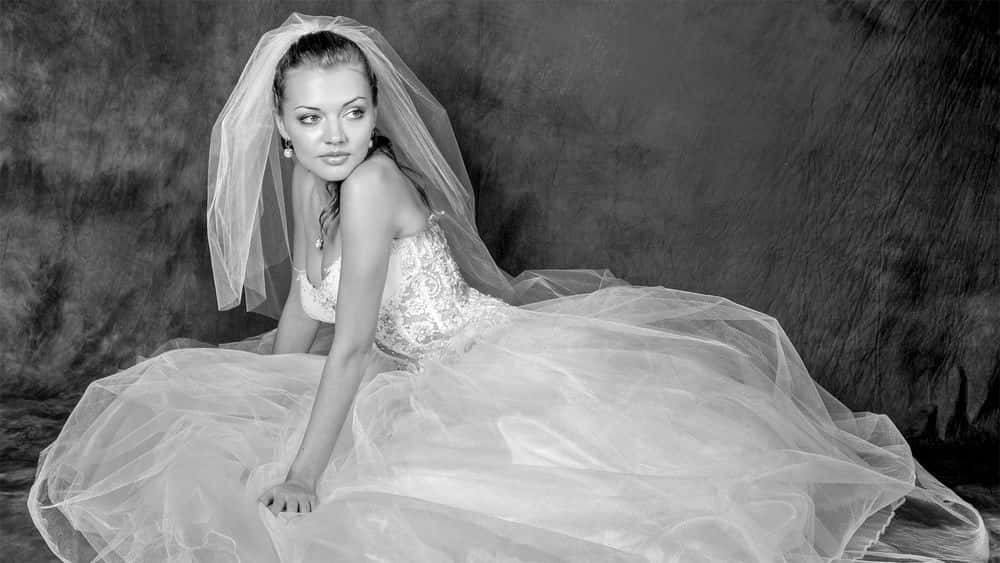 آموزش تقویت یک عکس عروسی سیاه و سفید با Lightroom 