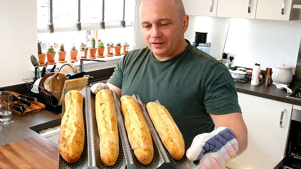 آموزش دستور پخت نان - باگت فرانسوی (دستور پخت نان خانگی برای مبتدیان. همیشه کارآمد)