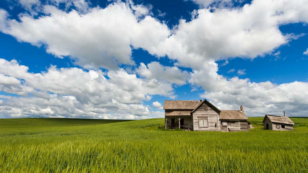 آموزش تقویت عکس در فتوشاپ: خانه مزرعه متروکه 
