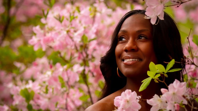 آموزش یگوار: انرژی گربه سیاه برای اعتماد به نفس زنانه را در خود بپرورانید

