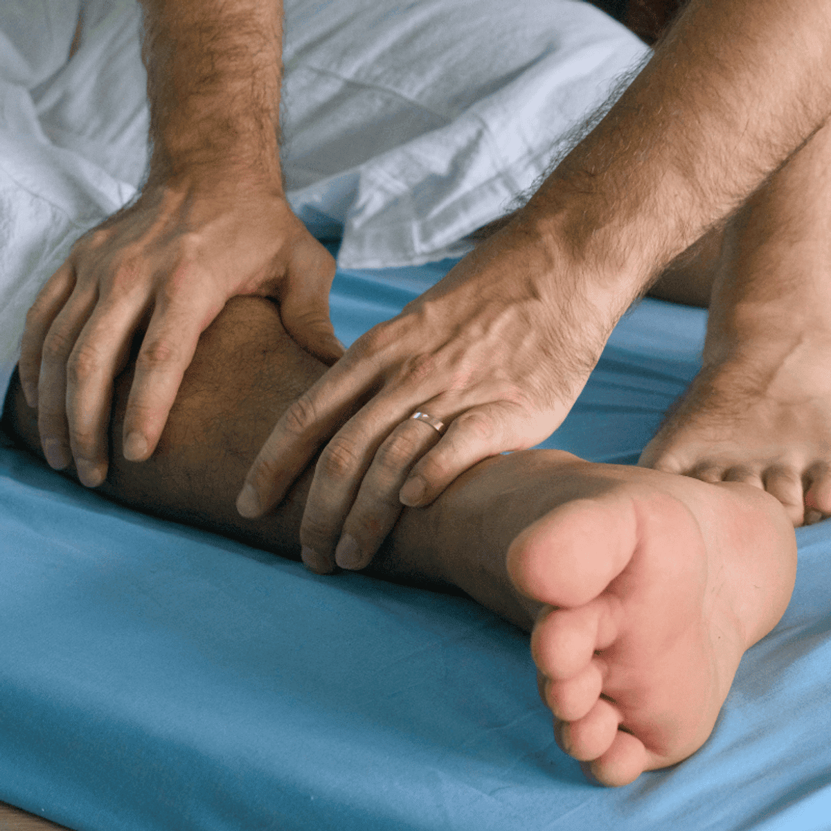 آموزش ماساژ ورزشی پایین‌تنه: درمان عملکردی