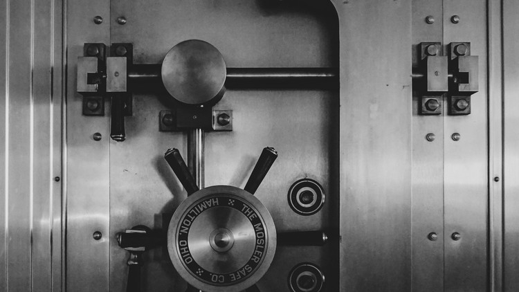 آموزش مدیریت مالی: بانک‌ها به عنوان کارخانه‌های ریسک

