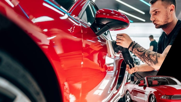 آموزش راهنمای کامل راه اندازی و شروع کسب و کار دیتیلینگ خودروی شخصی شما
