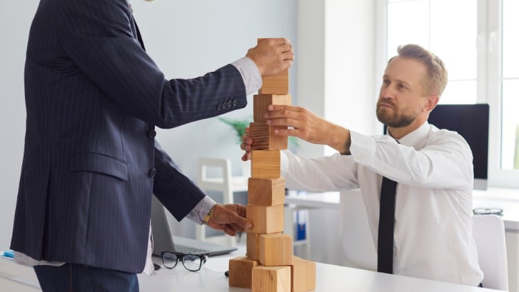 آموزش برنامه مدیریت ریسک فارماکوویژیلانس (RMP)
