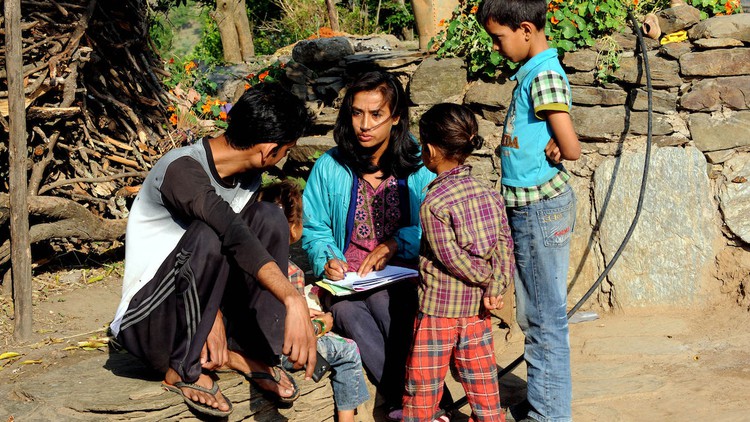 آموزش مهارت‌های گزارش‌نویسی و نگارش حرفه‌ای
