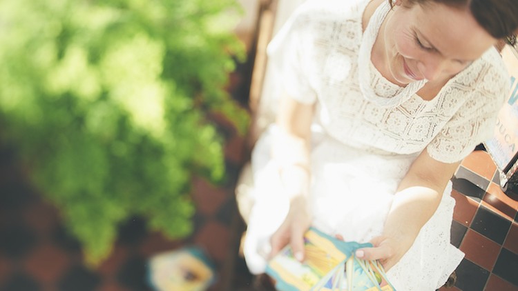 آموزش اصول فال کارت اوراکل – همیشه پاسخ‌های روشن و قطعی
