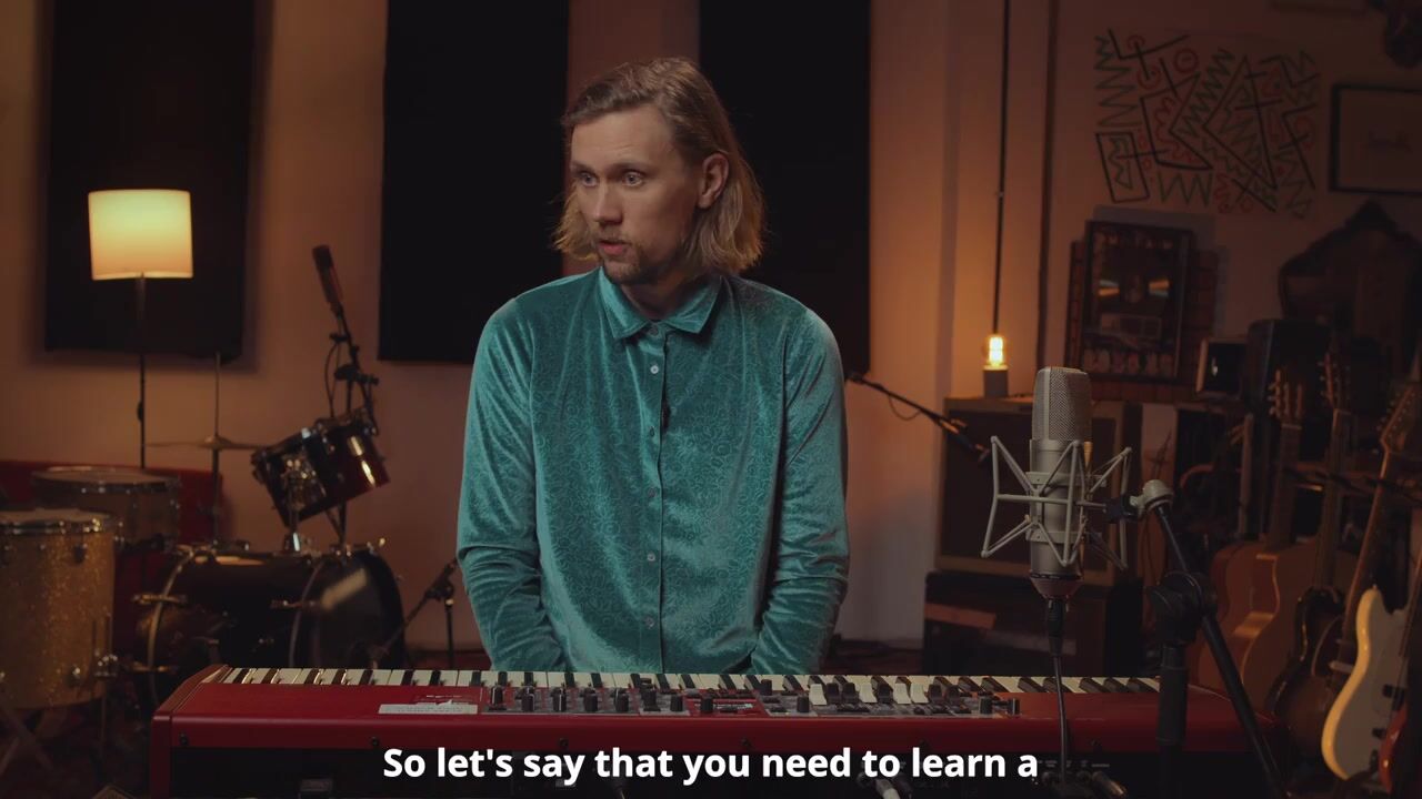 آموزش یادگیری پیانو با گوش: راهنمای جامع

