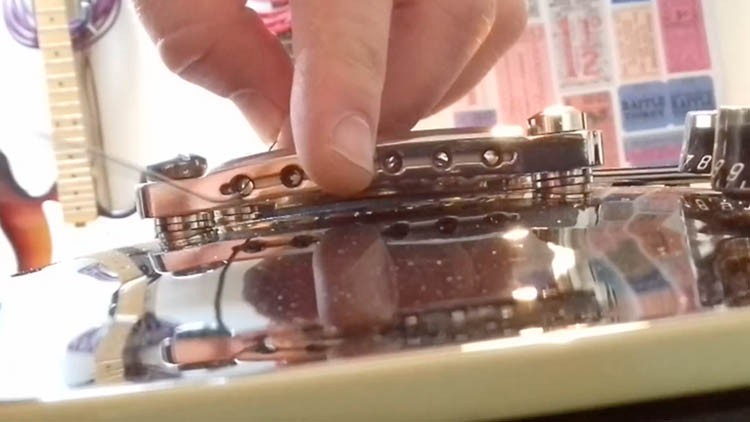 آموزش تعمیر گیتار – ماژول ۱: چگونه از گیتار خود مراقبت کنیم
