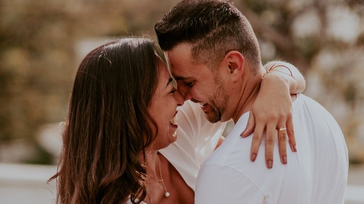 آموزش شیفته: جذابیت زنانه که او را برای همیشه مسحور می‌کند
