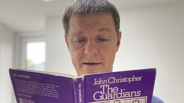 آموزش یادگیری زبان انگلیسی با ادبیات قرن بیستم
