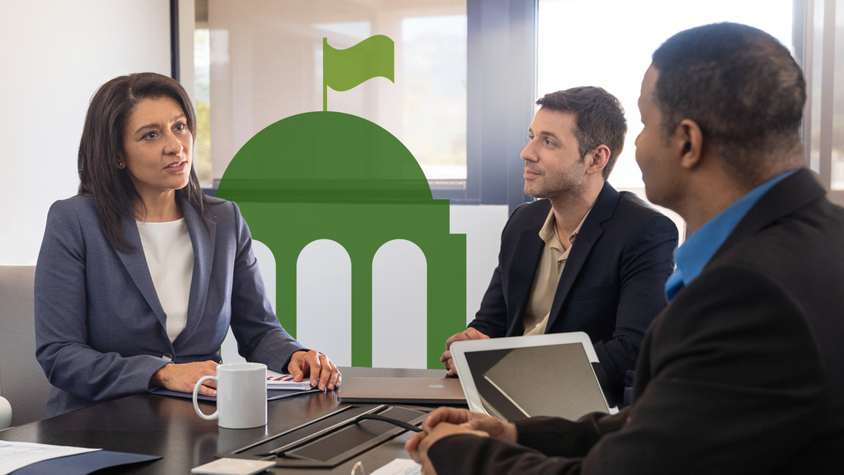 آموزش فروش به صنایع: دولت