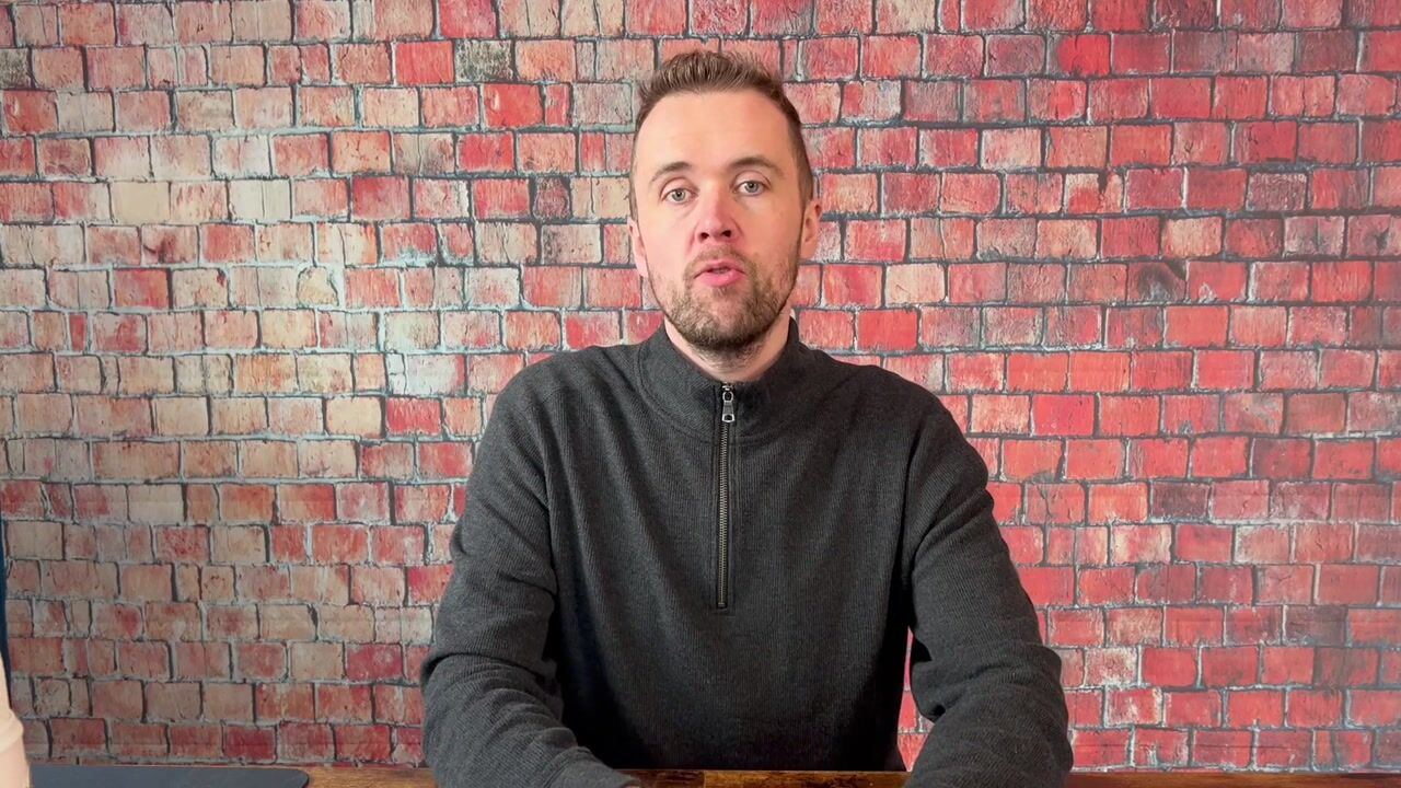 آموزش روزانه ۵ دقیقه: آزادانه بخوانید و صدای حقیقی خود را کشف کنید.
