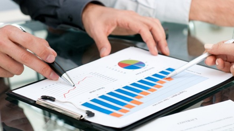 آموزش اصول اقتصاد: یک مطالعه جامع

