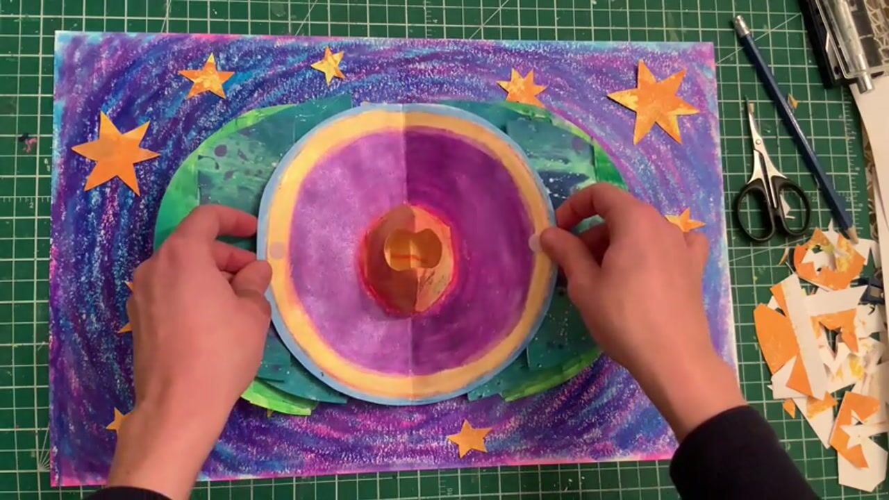 آموزش آتلیه پاپ‌آپ: در قلب یک سیاره - در قلب یک نورون
