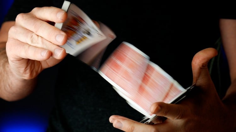 آموزش بهترین تردستی‌های کارت خودکار و آسان برای مبتدیان
