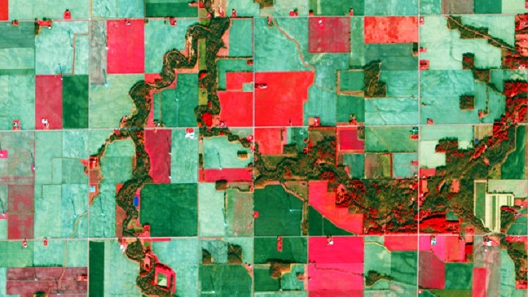 آموزش جی‌ای‌اس هسته: کاربری اراضی و پوشش زمین و آشکارسازی تغییرات در کیوجی‌آی‌اس
