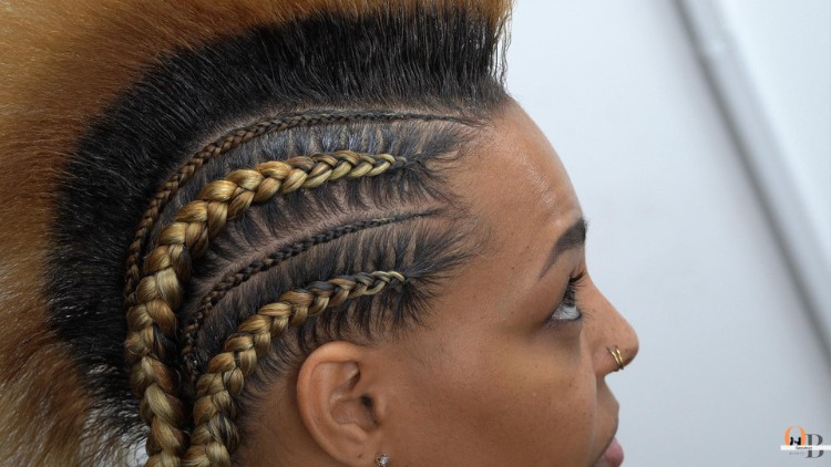 آموزش بافت مو: دوره تکنیک‌های بافت مو
