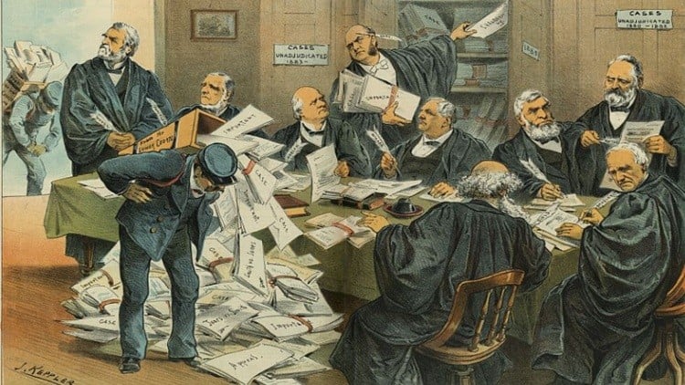 آموزش دکتری حقوق اجرایی

