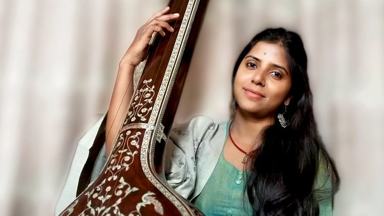 آموزش اصول اولیه موسیقی کلاسیک هندوستانی
