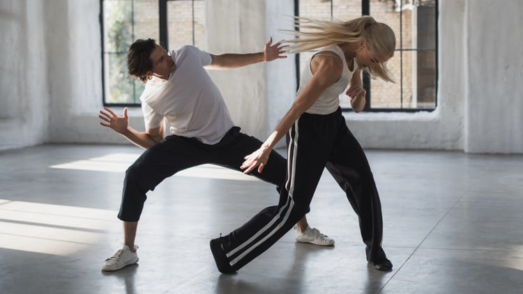 آموزش رقص برای زندگی: مقدمه‌ای بر جوهره رقص

