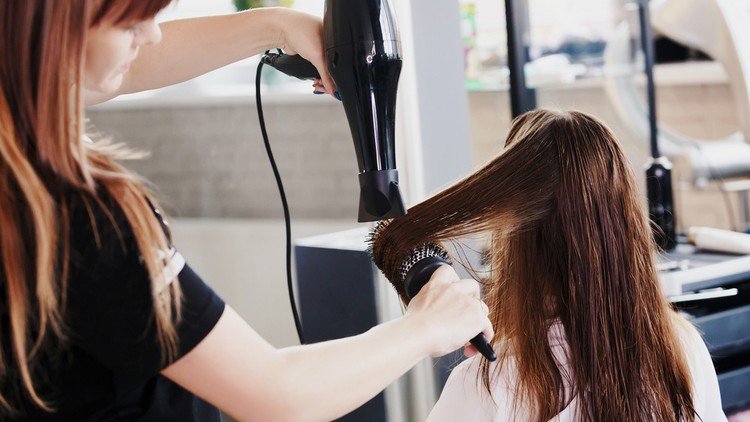 آموزش سشوار کشیدن برای موهای بلند و کوتاه
