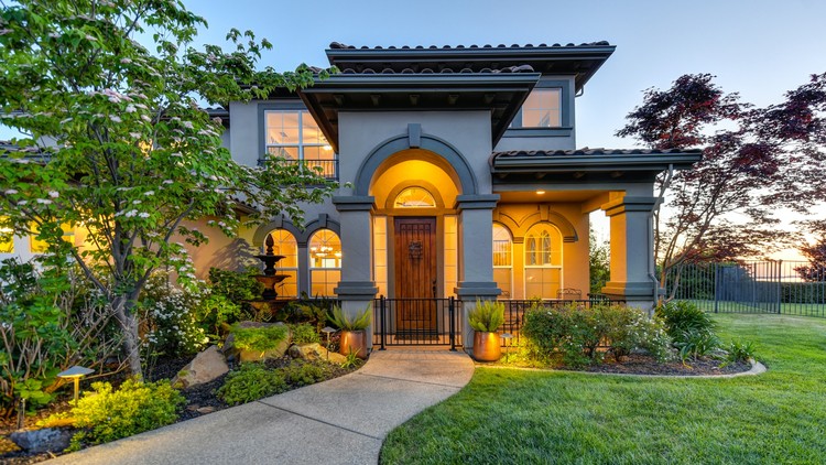 آموزش ساخت فیلم حرفه‌ای از املاک برای سئو
