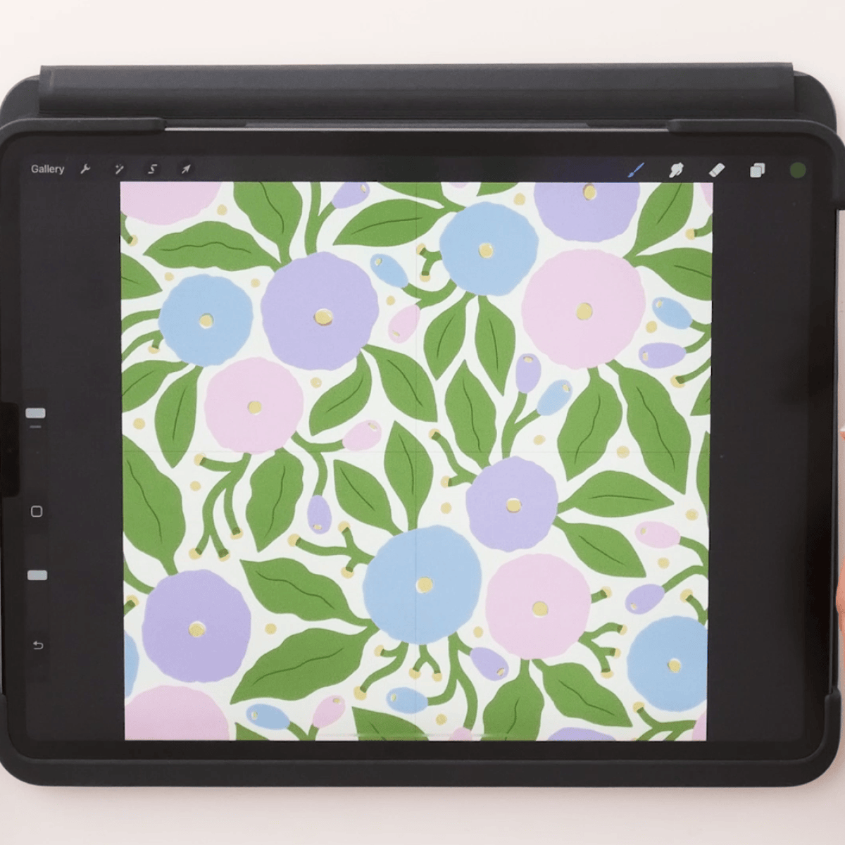 آموزش طراحی الگوی سطح (Surface Pattern Design): اصول کلیدی برای خلق الگوهای شگفت‌انگیز