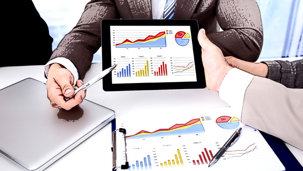 آموزش مبانی کارآفرینی: تفکر و عمل