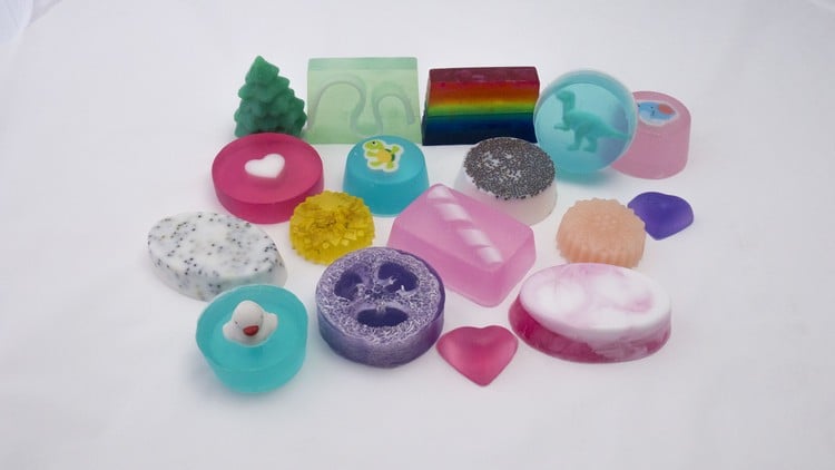 آموزش ساخت صابون Melt & Pour - راهنمای گام به گام برای مبتدیان
