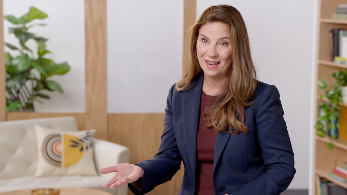 آموزش تصمیم‌گیری مبتنی بر داده و ارتباطات برای رهبران با نانسی دوارته

