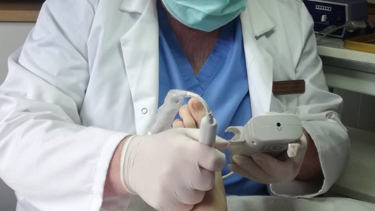 آموزش گواهینامه پدیکور پزشکی
