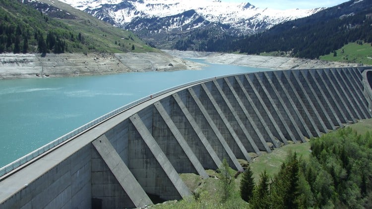 آموزش تحلیل و طراحی دیوارهای حائل
