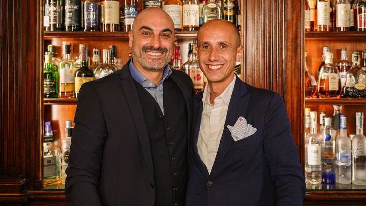 آموزش مسترکلاس مهمان نوازی: خدمات لوکس بار

