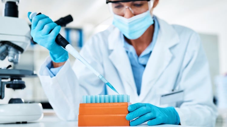 آموزش گواهینامه‌ی رعایت اصول صحیح آزمایشگاهی بالینی (GLCP)

