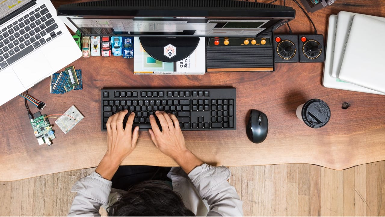 آموزش مدیریت آن: ارتباطات