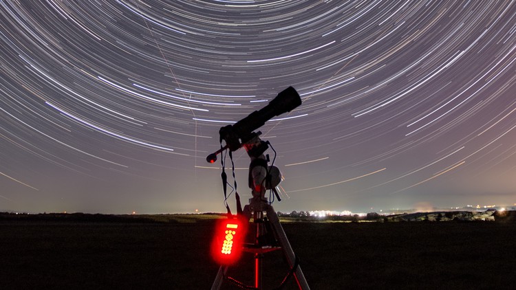 آموزش اخترشناسی کروی: مثلثات و کاربردهای ستاره‌ای
