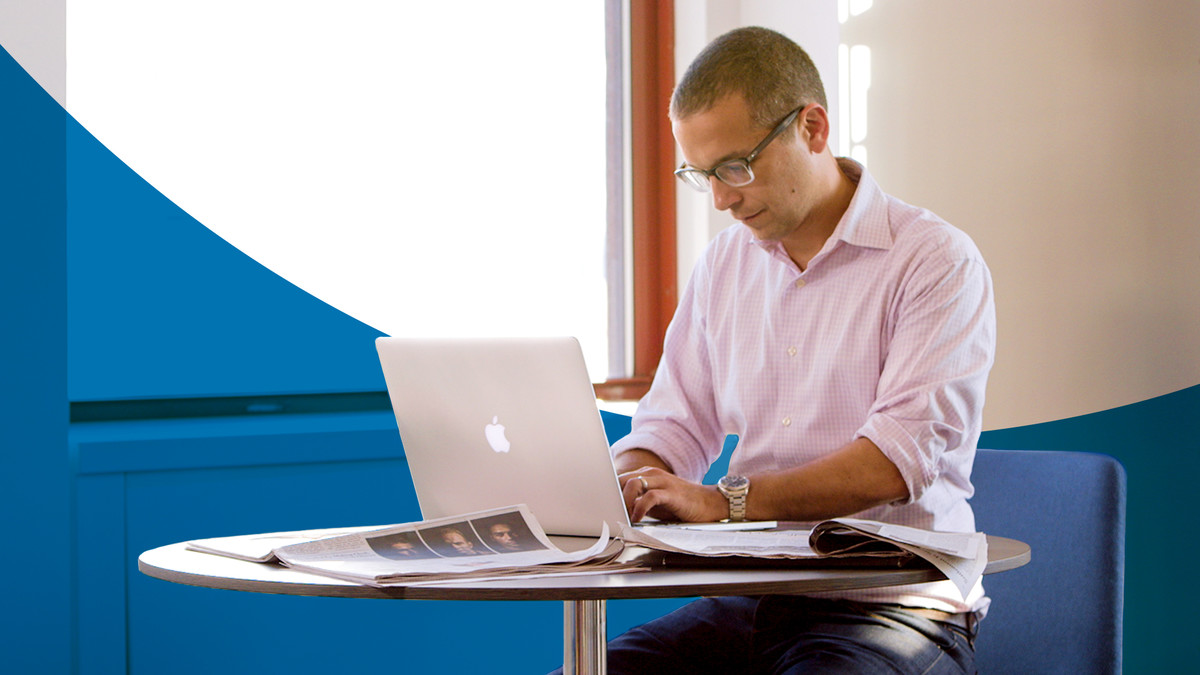 آموزش نوشتن در LinkedIn شنیده می شود