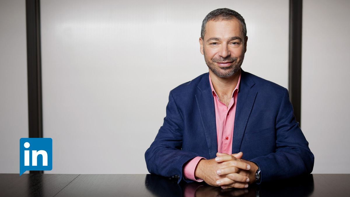 آموزش قدرتمند به قدرتمند: کنترل کنترل