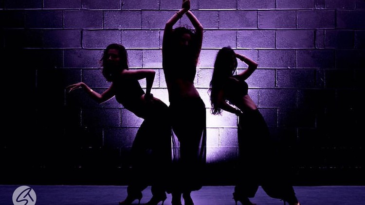 آموزش رقص سالسا، باچاتا و لاتین

