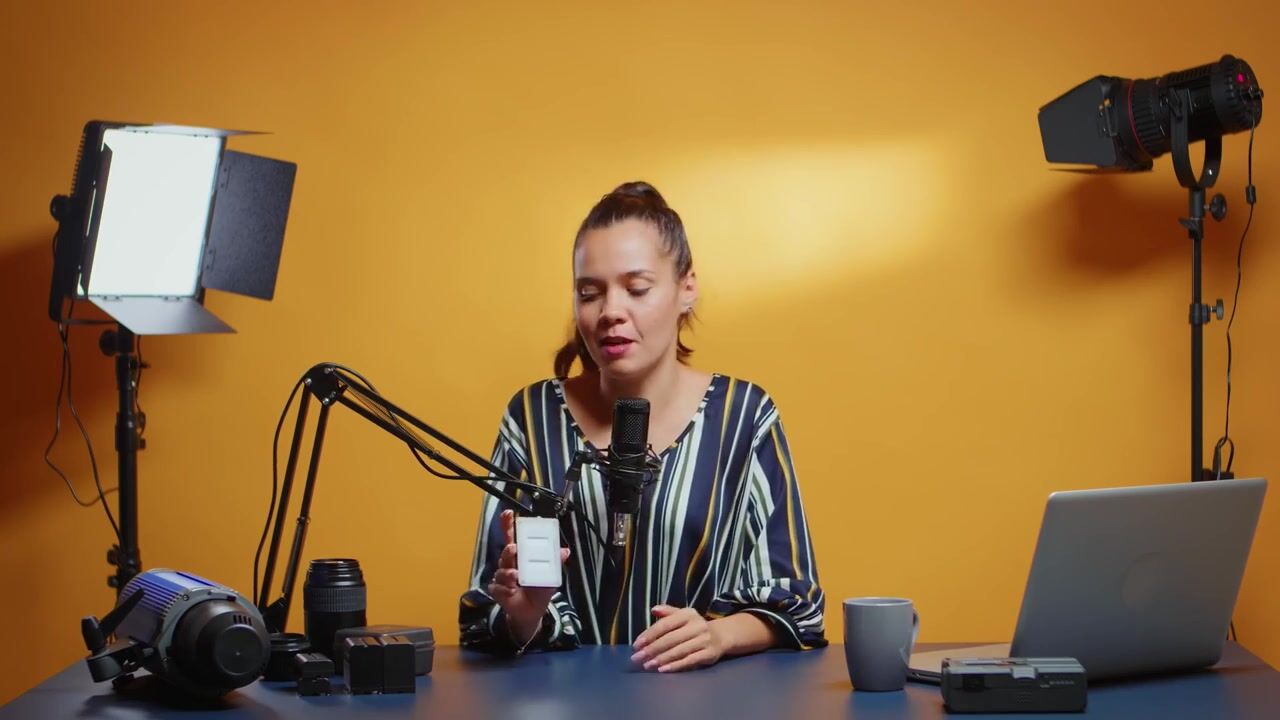 آموزش تسلط بر نورپردازی در سینما – به ویدیوهای خود جان ببخشید

