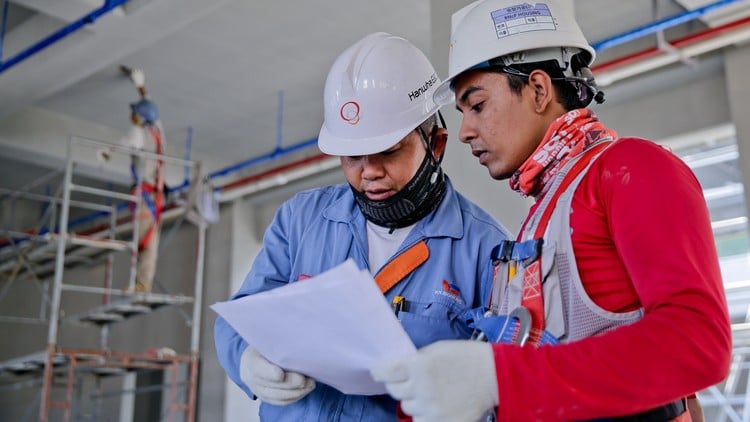 آموزش سیستم مدیریت ایمنی و بهداشت نبوش (NEBOSH)


