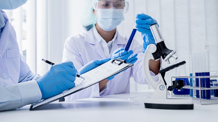 آموزش گواهینامه کامل دوره اصول شایسته بالینی (ICH GCP)
