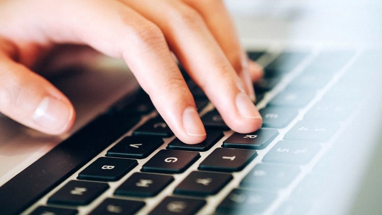 آموزش تایپ: مبانی دوره تایپ و افزایش سرعت تایپ

