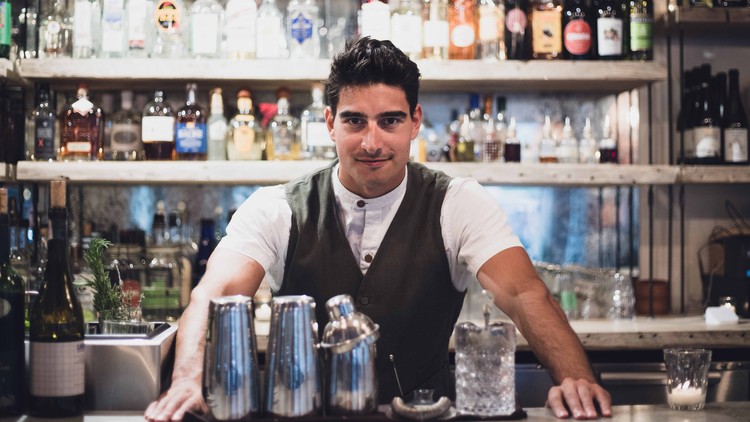 آموزش چگونه یک بارتندر موفق باشیم

