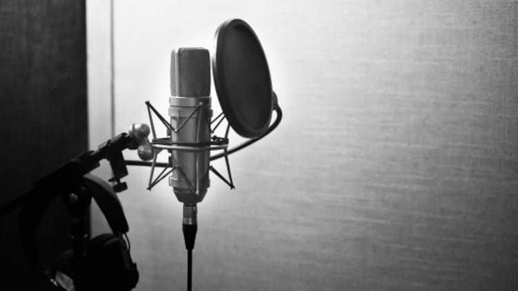 آموزش دوره صداگذاری ویس مستر
